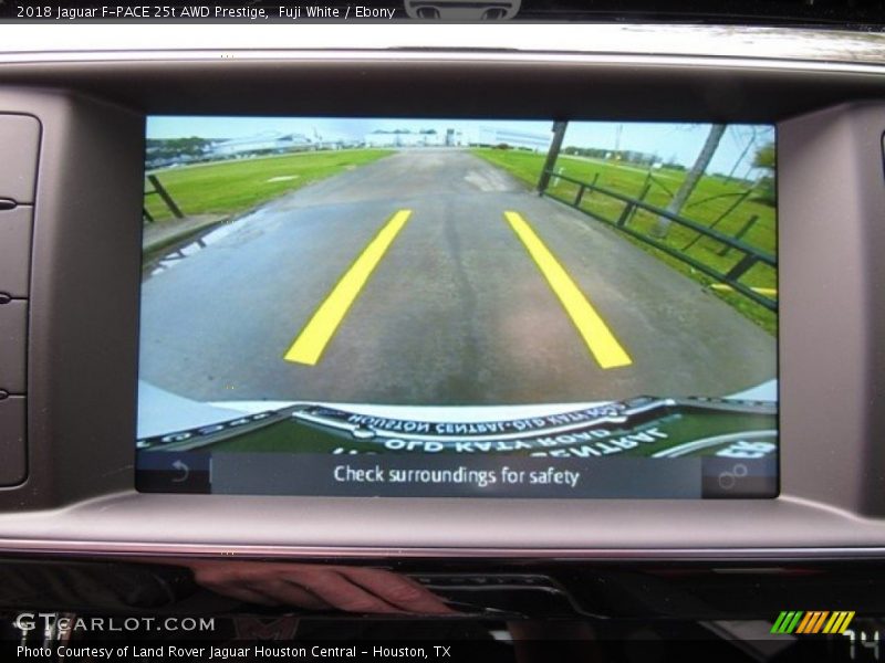 Fuji White / Ebony 2018 Jaguar F-PACE 25t AWD Prestige
