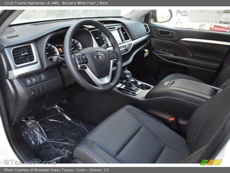 Blizzard White Pearl / Black 2018 Toyota Highlander LE AWD