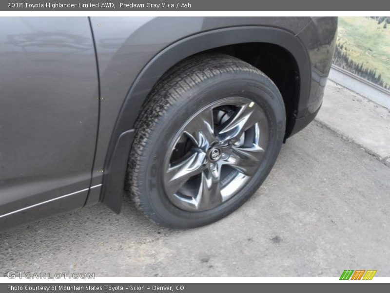 Predawn Gray Mica / Ash 2018 Toyota Highlander Limited AWD