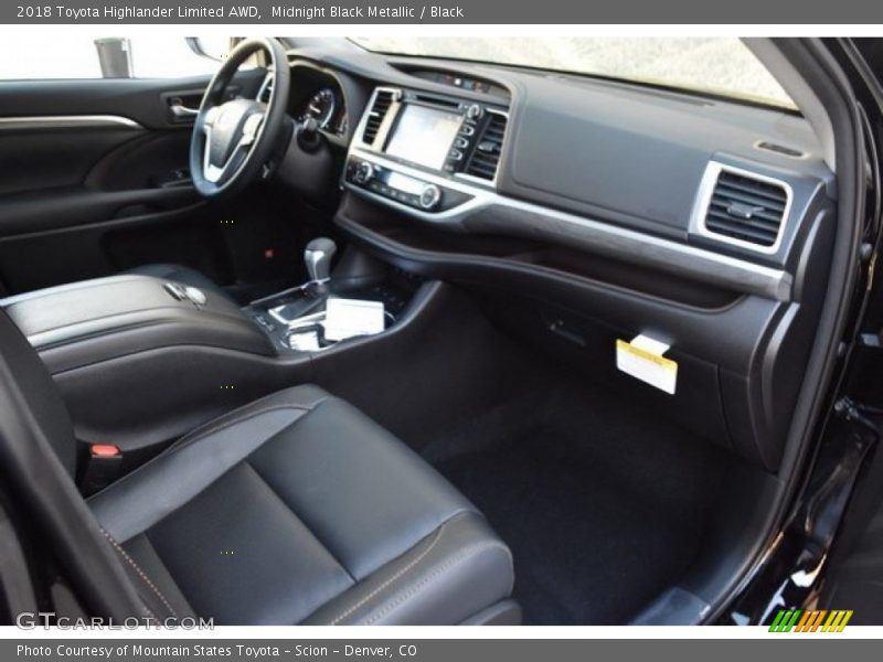 Midnight Black Metallic / Black 2018 Toyota Highlander Limited AWD
