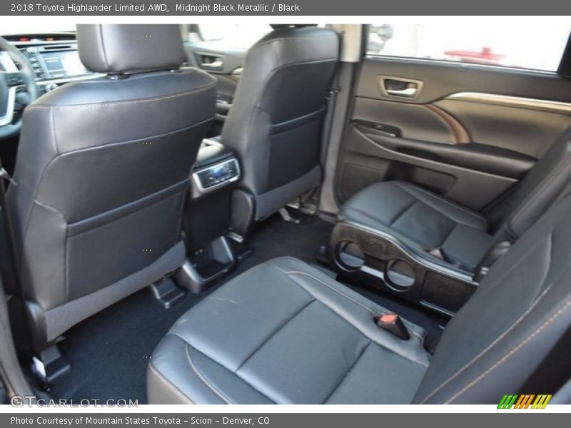 Midnight Black Metallic / Black 2018 Toyota Highlander Limited AWD