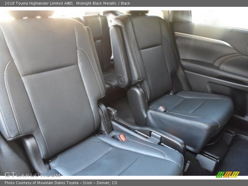 Midnight Black Metallic / Black 2018 Toyota Highlander Limited AWD