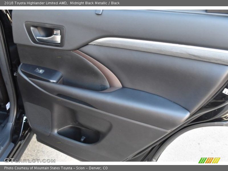 Midnight Black Metallic / Black 2018 Toyota Highlander Limited AWD