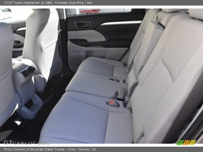 Predawn Gray Mica / Ash 2018 Toyota Highlander LE AWD