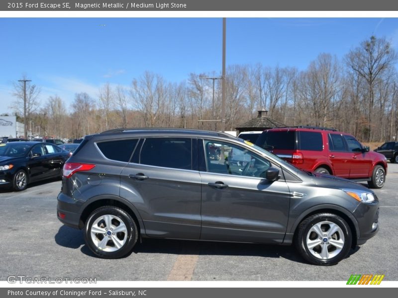 Magnetic Metallic / Medium Light Stone 2015 Ford Escape SE