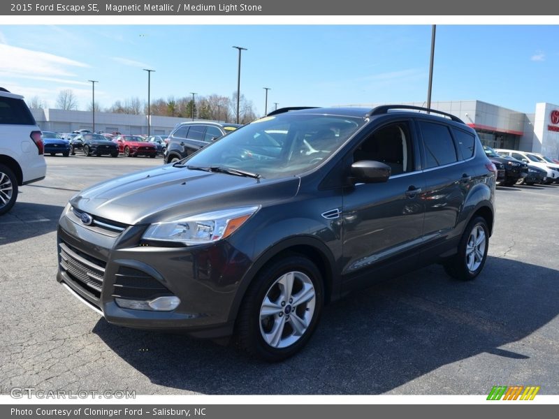 Magnetic Metallic / Medium Light Stone 2015 Ford Escape SE