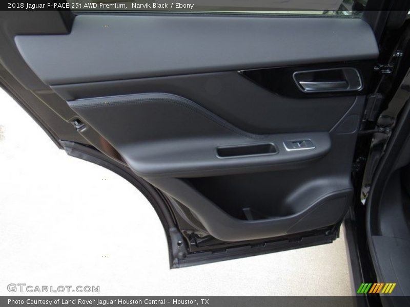 Narvik Black / Ebony 2018 Jaguar F-PACE 25t AWD Premium