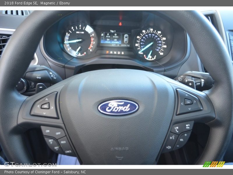 Magnetic / Ebony 2018 Ford Edge SE