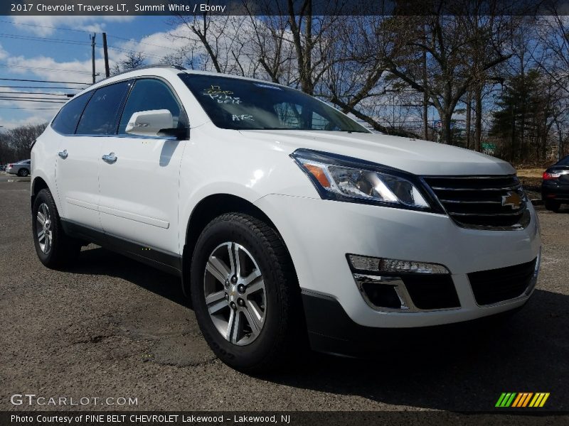 Summit White / Ebony 2017 Chevrolet Traverse LT