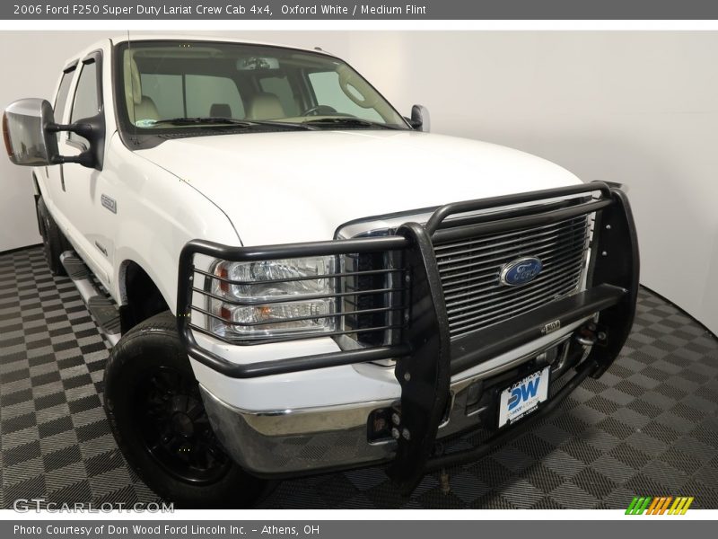 Oxford White / Medium Flint 2006 Ford F250 Super Duty Lariat Crew Cab 4x4