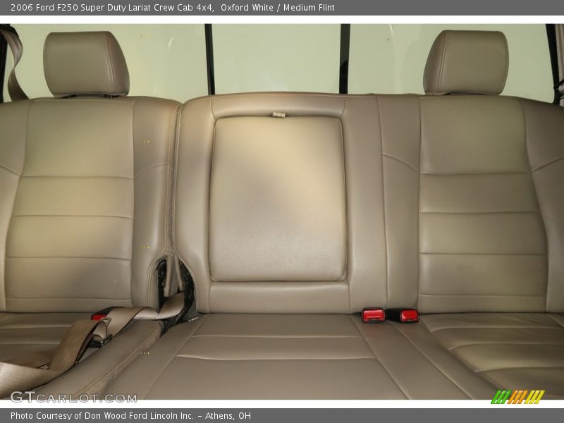 Oxford White / Medium Flint 2006 Ford F250 Super Duty Lariat Crew Cab 4x4