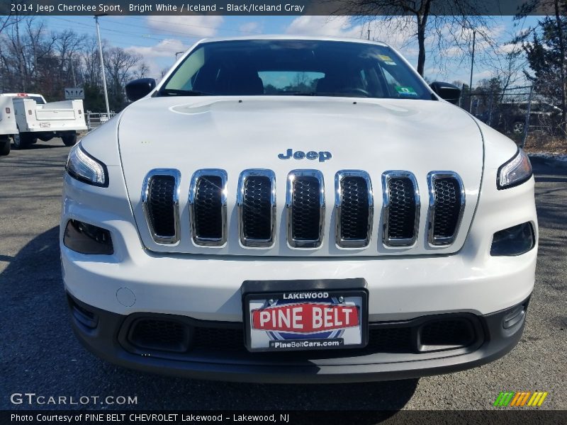 Bright White / Iceland - Black/Iceland Gray 2014 Jeep Cherokee Sport