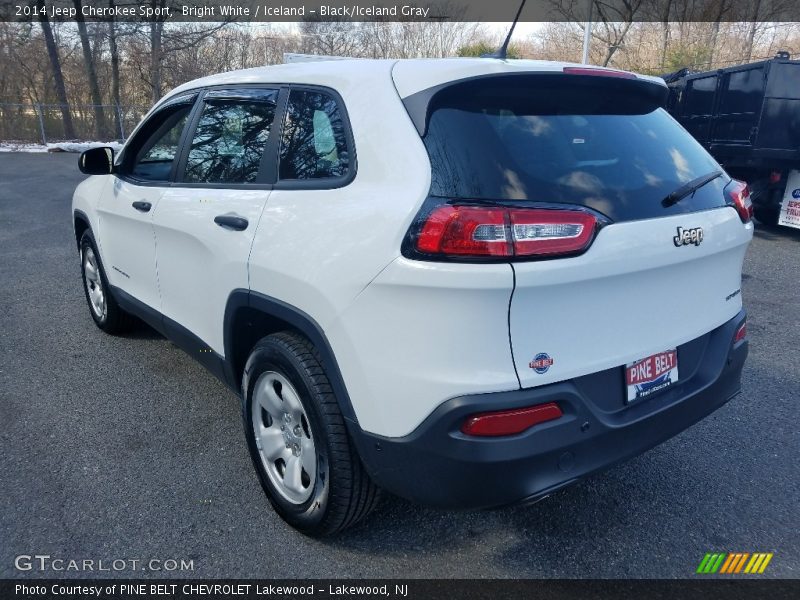 Bright White / Iceland - Black/Iceland Gray 2014 Jeep Cherokee Sport