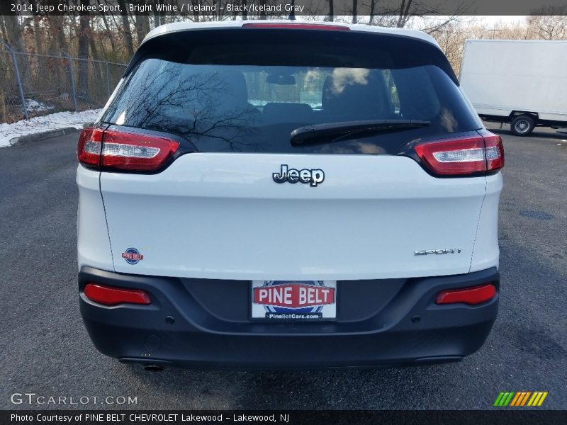 Bright White / Iceland - Black/Iceland Gray 2014 Jeep Cherokee Sport