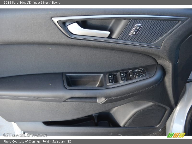 Ingot Silver / Ebony 2018 Ford Edge SE