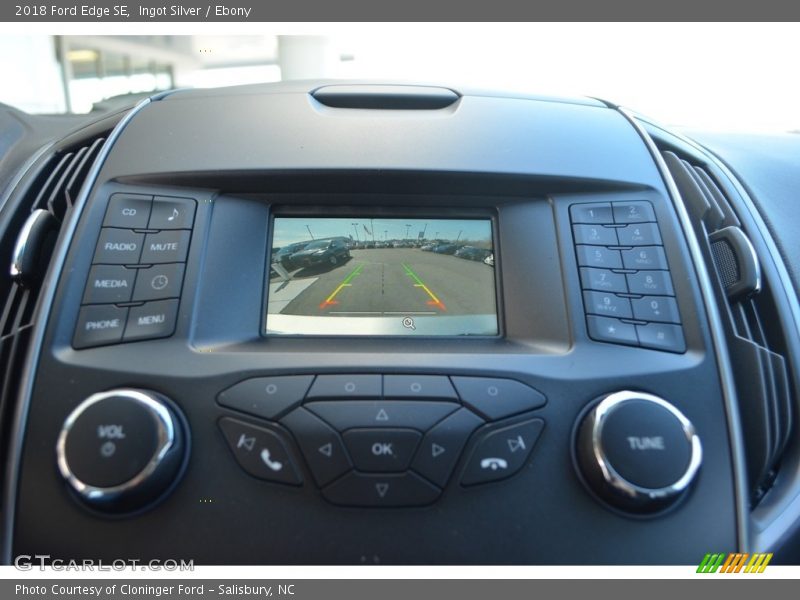 Ingot Silver / Ebony 2018 Ford Edge SE