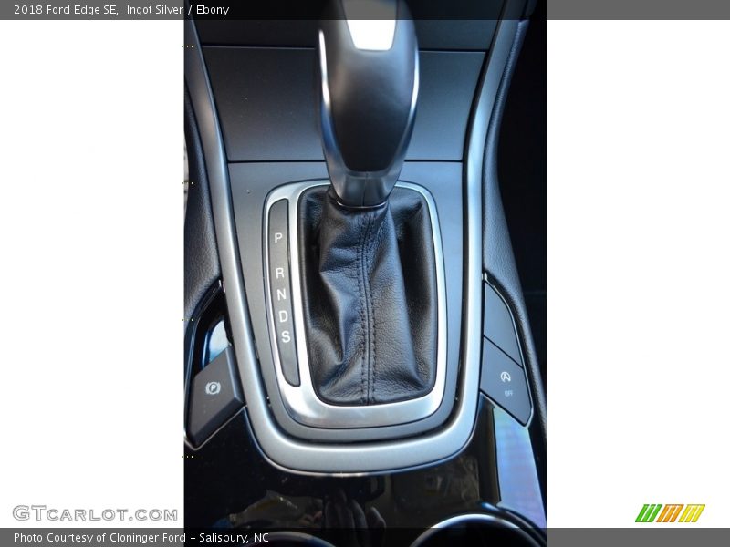Ingot Silver / Ebony 2018 Ford Edge SE