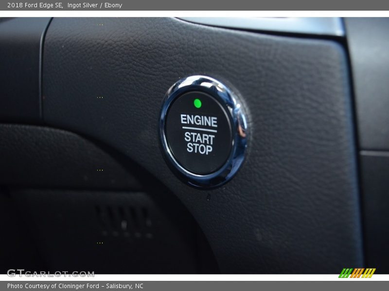 Ingot Silver / Ebony 2018 Ford Edge SE