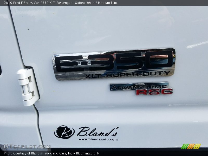 Oxford White / Medium Flint 2010 Ford E Series Van E350 XLT Passenger