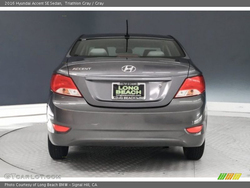 Triathlon Gray / Gray 2016 Hyundai Accent SE Sedan