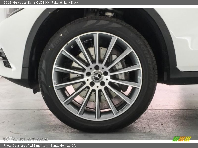 Polar White / Black 2018 Mercedes-Benz GLC 300