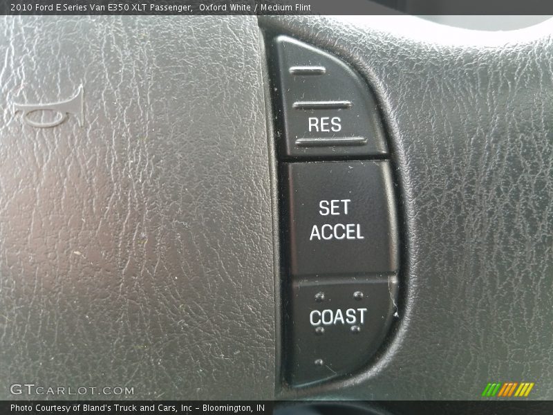 Oxford White / Medium Flint 2010 Ford E Series Van E350 XLT Passenger