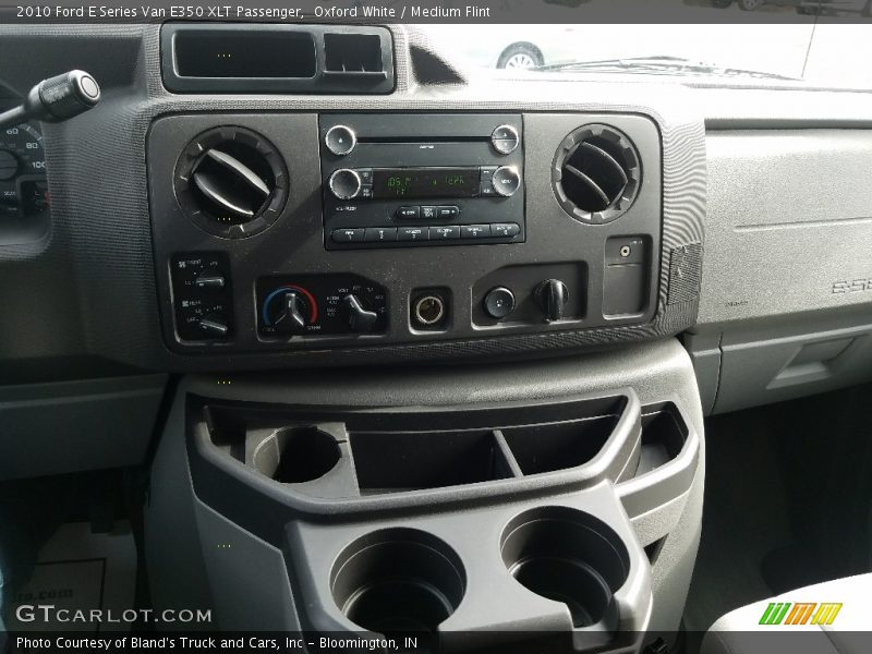 Oxford White / Medium Flint 2010 Ford E Series Van E350 XLT Passenger