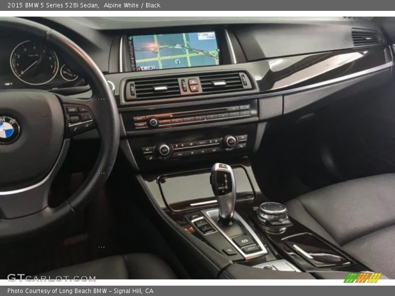 Alpine White / Black 2015 BMW 5 Series 528i Sedan