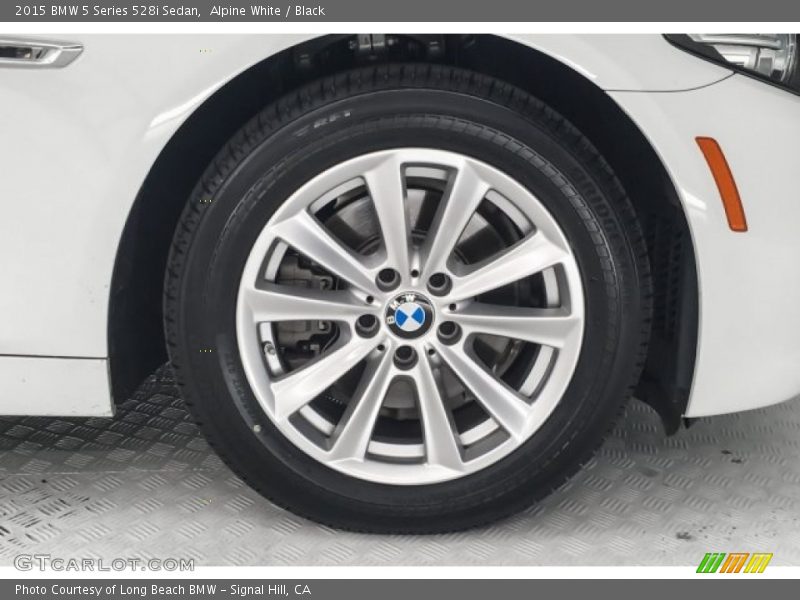 Alpine White / Black 2015 BMW 5 Series 528i Sedan