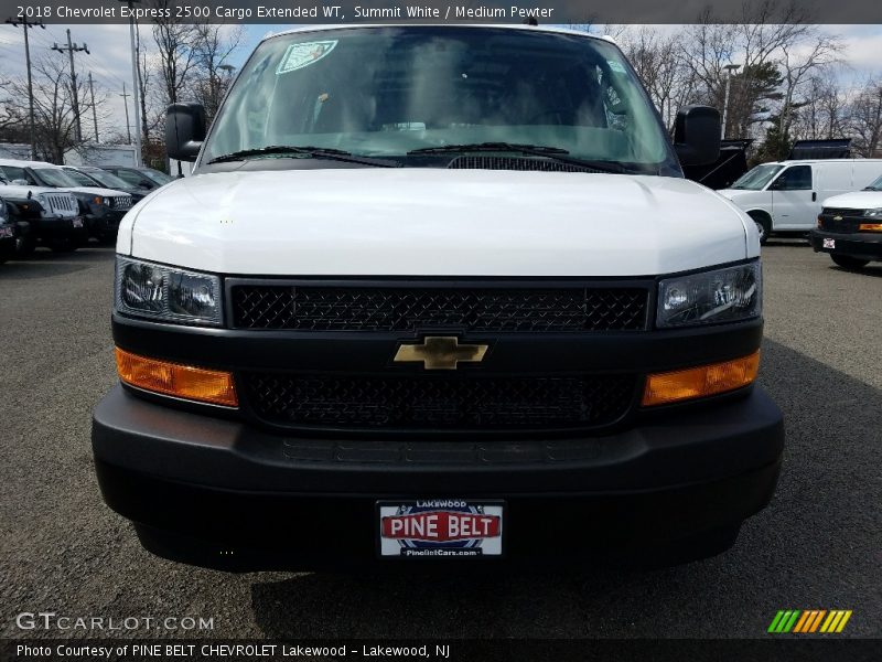 Summit White / Medium Pewter 2018 Chevrolet Express 2500 Cargo Extended WT