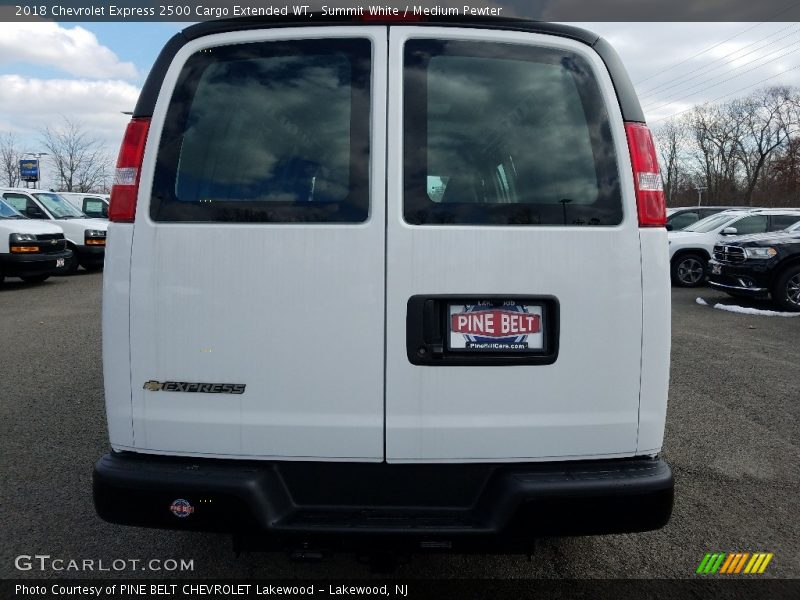 Summit White / Medium Pewter 2018 Chevrolet Express 2500 Cargo Extended WT