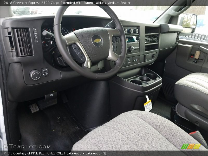 Summit White / Medium Pewter 2018 Chevrolet Express 2500 Cargo Extended WT