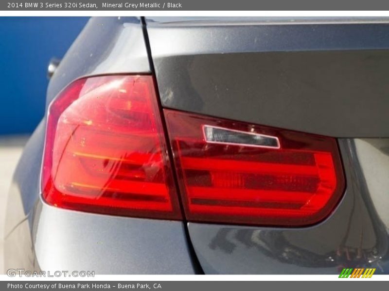 Mineral Grey Metallic / Black 2014 BMW 3 Series 320i Sedan