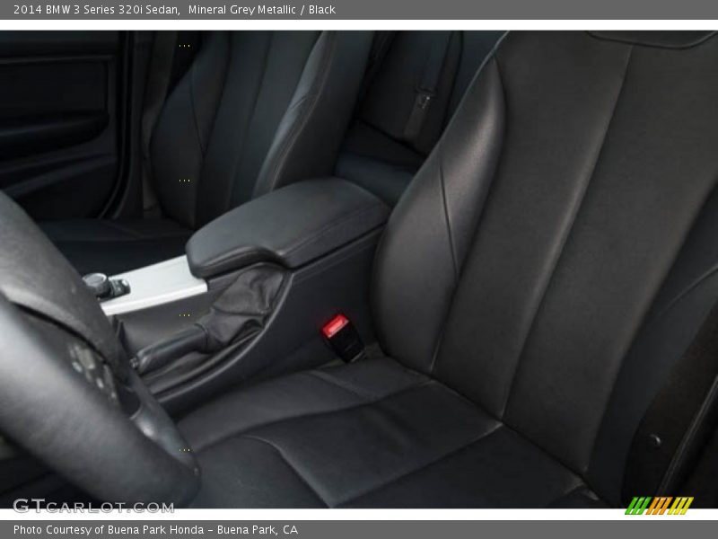 Mineral Grey Metallic / Black 2014 BMW 3 Series 320i Sedan