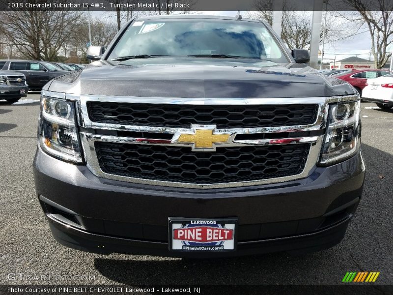 Tungsten Metallic / Jet Black 2018 Chevrolet Suburban LS 4WD