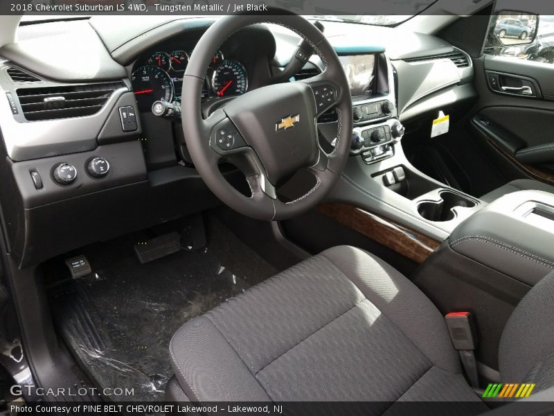 Tungsten Metallic / Jet Black 2018 Chevrolet Suburban LS 4WD