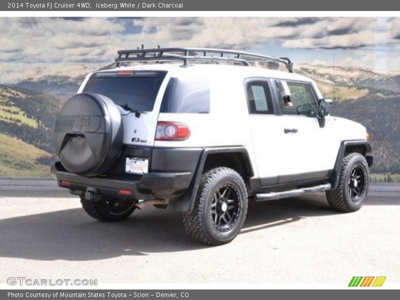 Iceberg White / Dark Charcoal 2014 Toyota FJ Cruiser 4WD