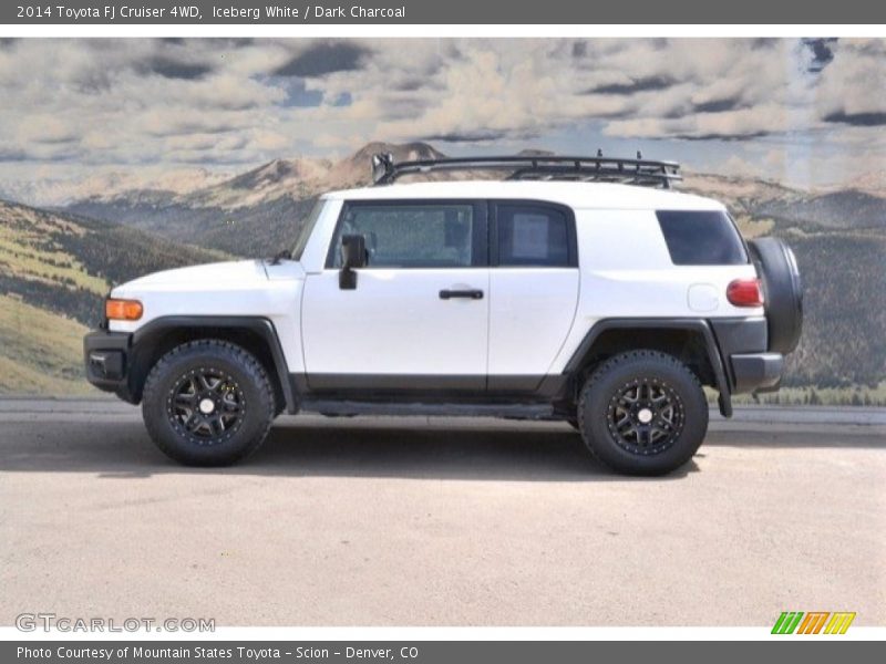 Iceberg White / Dark Charcoal 2014 Toyota FJ Cruiser 4WD