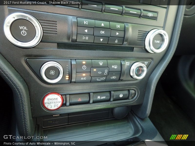 Shadow Black / Ebony 2017 Ford Mustang V6 Coupe
