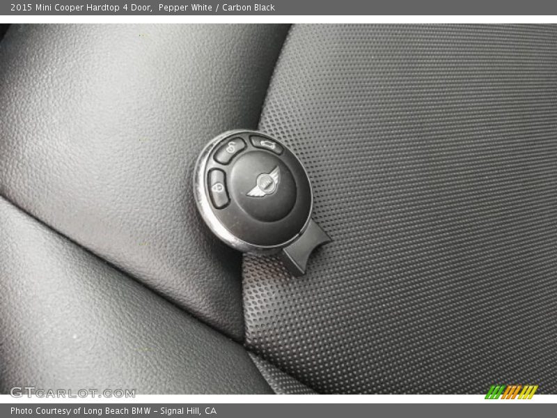 Pepper White / Carbon Black 2015 Mini Cooper Hardtop 4 Door