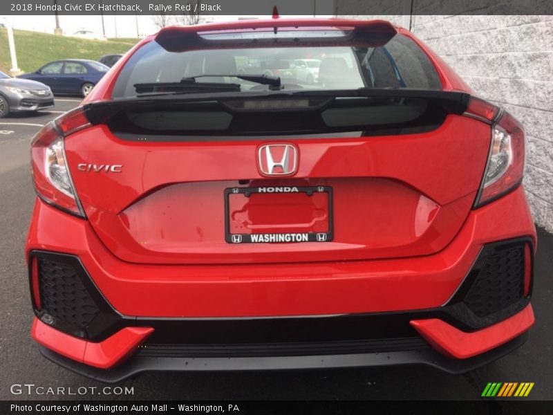 Rallye Red / Black 2018 Honda Civic EX Hatchback