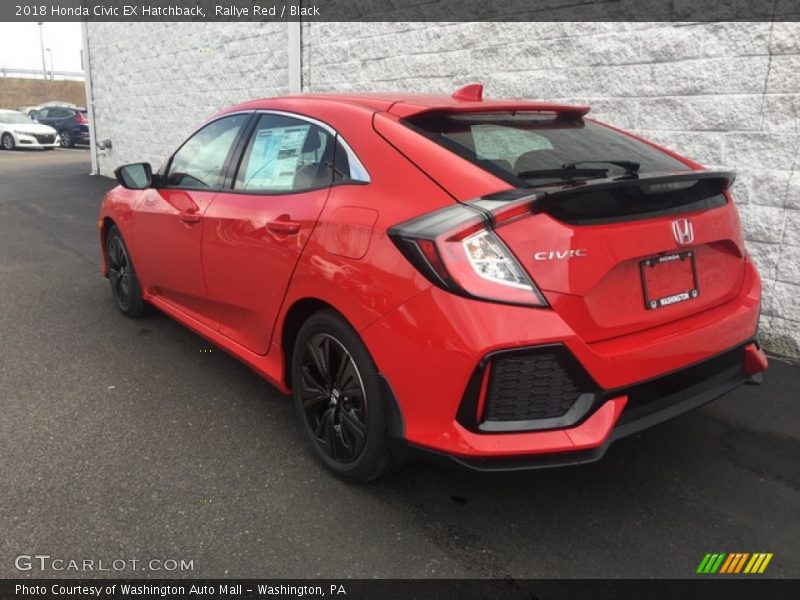 Rallye Red / Black 2018 Honda Civic EX Hatchback
