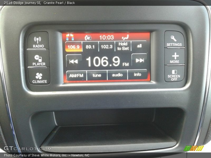 Granite Pearl / Black 2018 Dodge Journey SE