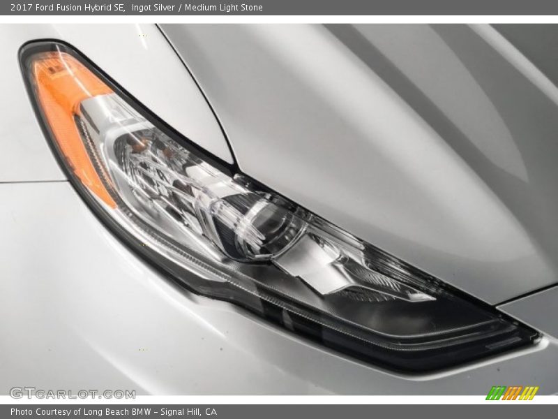 Ingot Silver / Medium Light Stone 2017 Ford Fusion Hybrid SE