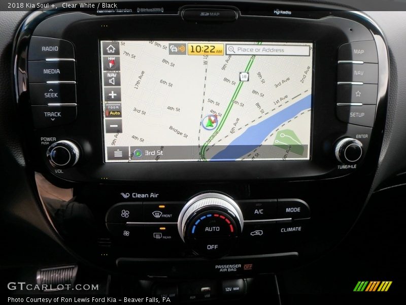 Clear White / Black 2018 Kia Soul +