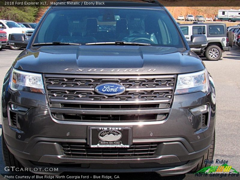 Magnetic Metallic / Ebony Black 2018 Ford Explorer XLT