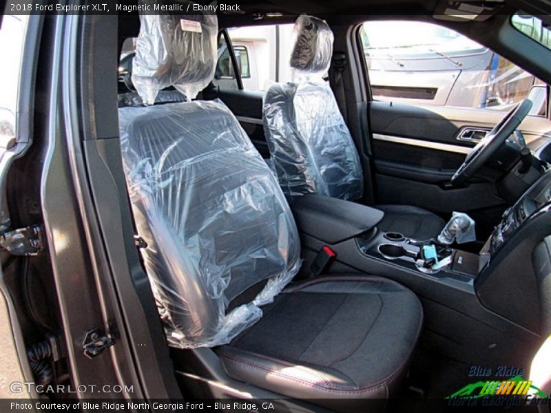 Magnetic Metallic / Ebony Black 2018 Ford Explorer XLT