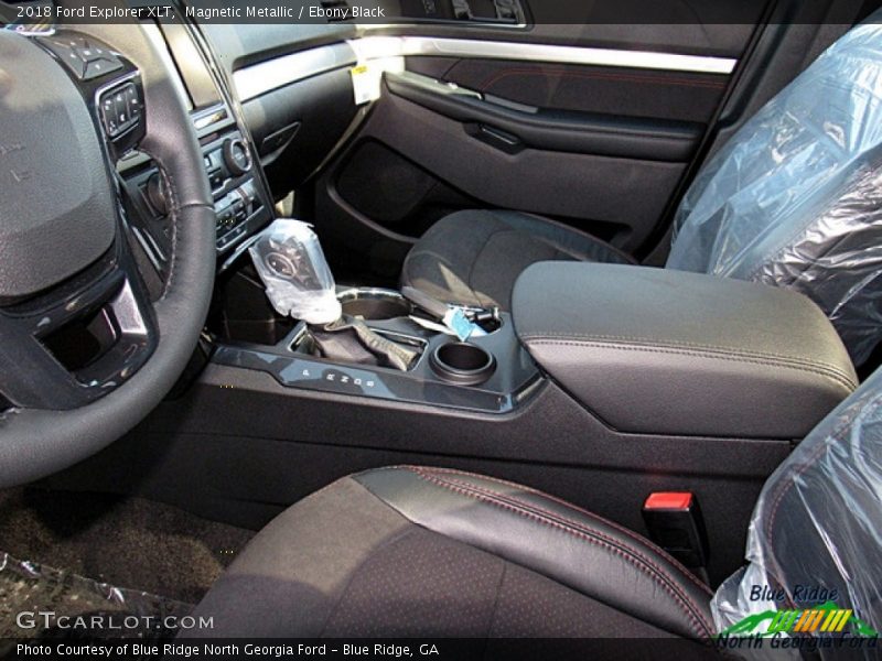 Magnetic Metallic / Ebony Black 2018 Ford Explorer XLT