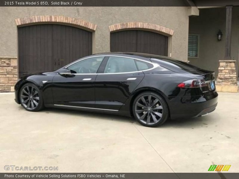Solid Black / Grey 2015 Tesla Model S 85D
