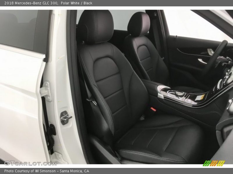 Polar White / Black 2018 Mercedes-Benz GLC 300